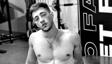 Photo nue de fuite OnlyFans de Noah Pells