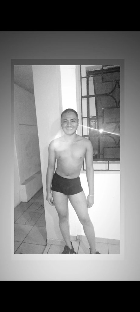 Photo nue de fuite OnlyFans de Alexsander Masour