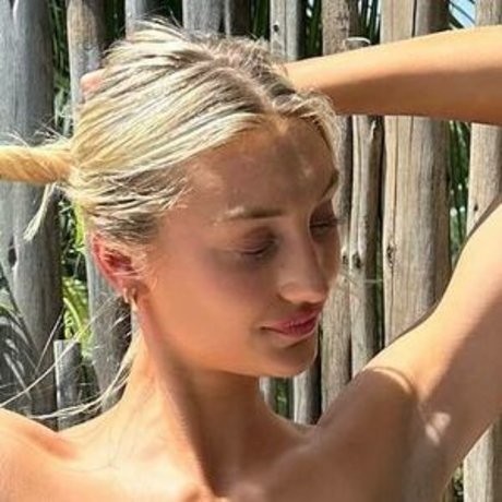 Photo nue de fuite OnlyFans de Cameron Brink