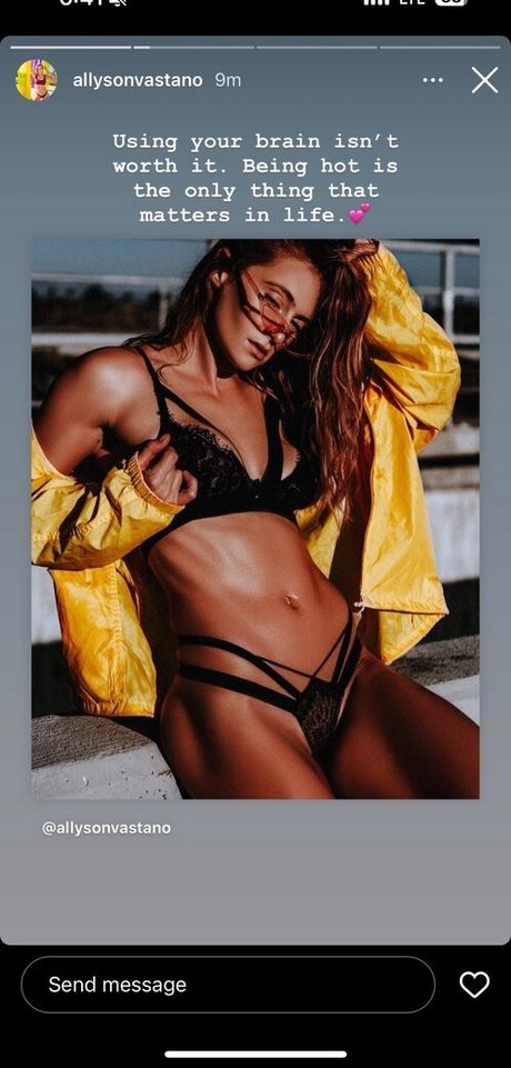 Photo nue de fuite OnlyFans de Allyson Vastano