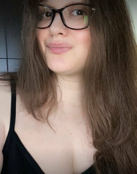 Photo nue de fuite OnlyFans de Bbmaminextdoor