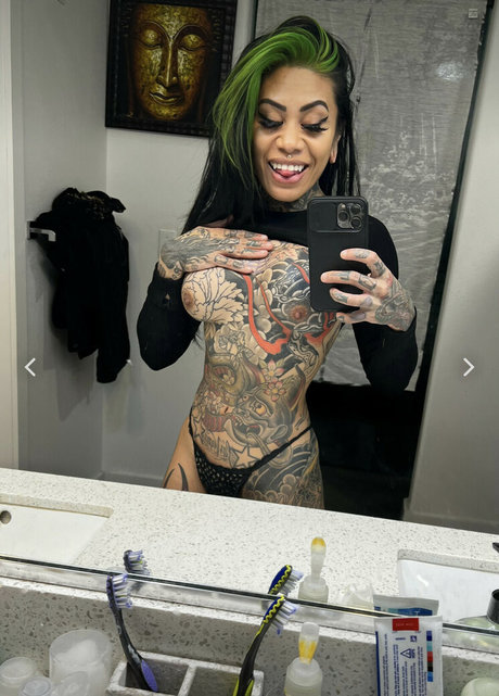 Photo nue de fuite OnlyFans de Infamousjoannah