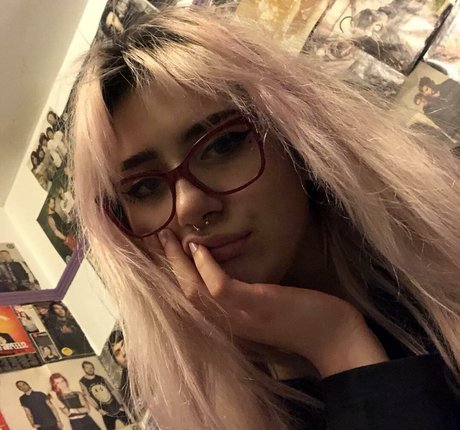 Saskia0