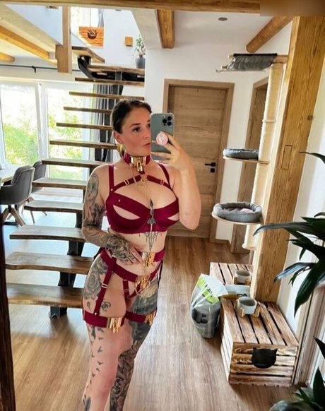 Photo nue de fuite OnlyFans de Little Princess Hedi