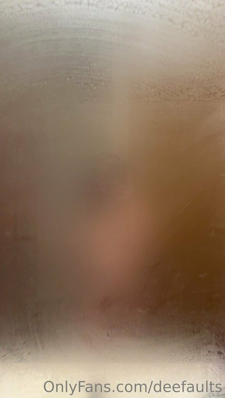 Photo nue de fuite OnlyFans de Deefaults
