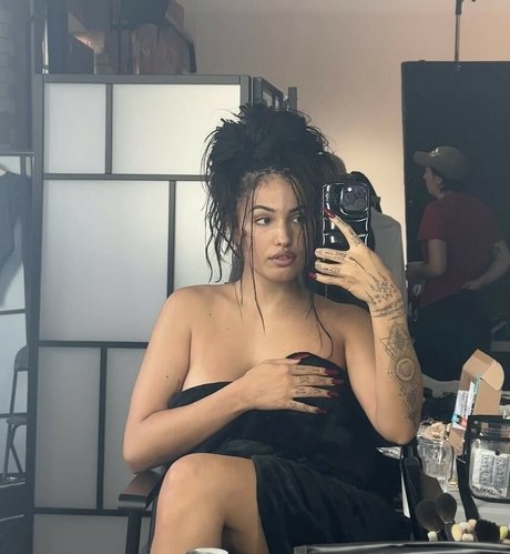 Photo nue de fuite OnlyFans de Mabel Mcvey