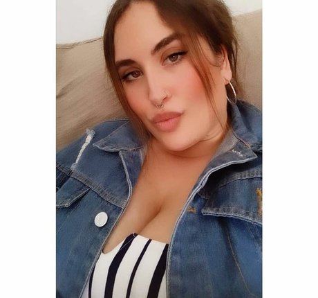 Photo nue de fuite OnlyFans de Elviabombon