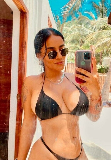 Photo nue de fuite OnlyFans de Mariana Samano