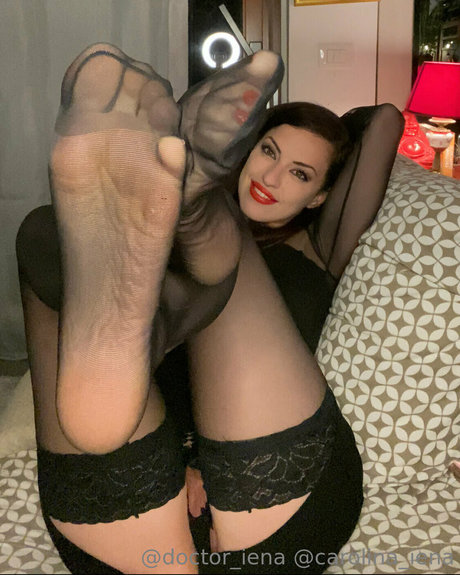 Photo nue de fuite OnlyFans de Carolinaiena