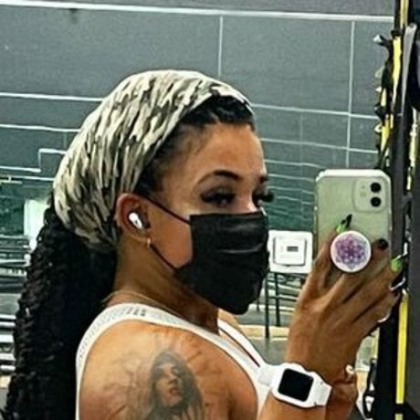 Photo nue de fuite OnlyFans de Poofballdemon
