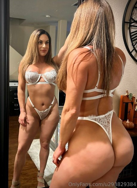 Xsocalhotwifextfx