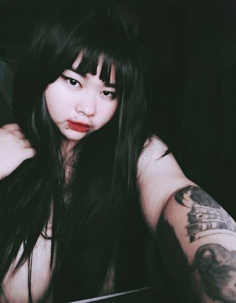Photo nue de fuite OnlyFans de Luna Drei