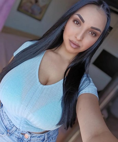 Photo nue de fuite OnlyFans de Ivana Milojevic
