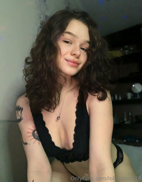Photo nue de fuite OnlyFans de Lollyderry18
