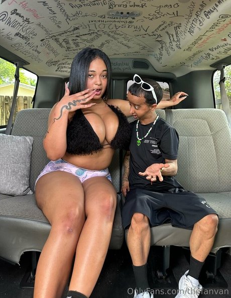 Thefanvan