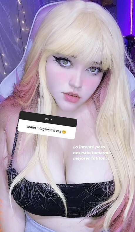 Photo nue de fuite OnlyFans de Honeygiri