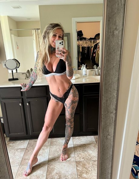 Photo nue de fuite OnlyFans de Jennarosexo