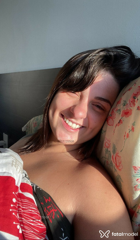 Photo nue de fuite OnlyFans de Senhoritaisasilva