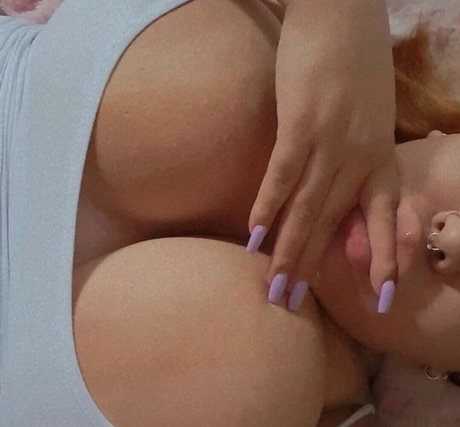 Photo nue de fuite OnlyFans de Malaranjinha