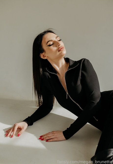 Meganbrunette