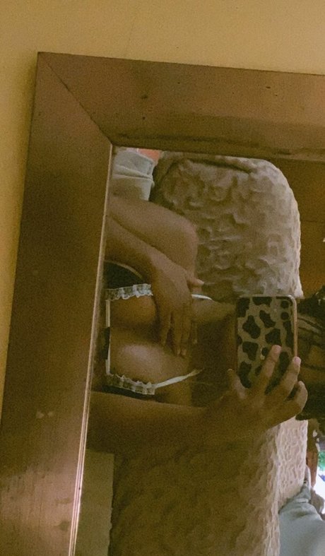Photo nue de fuite OnlyFans de Bunnibee