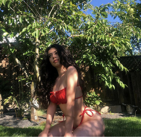 Photo nue de fuite OnlyFans de Lylyannajadee
