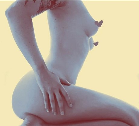 Photo nue de fuite OnlyFans de Salunessecret
