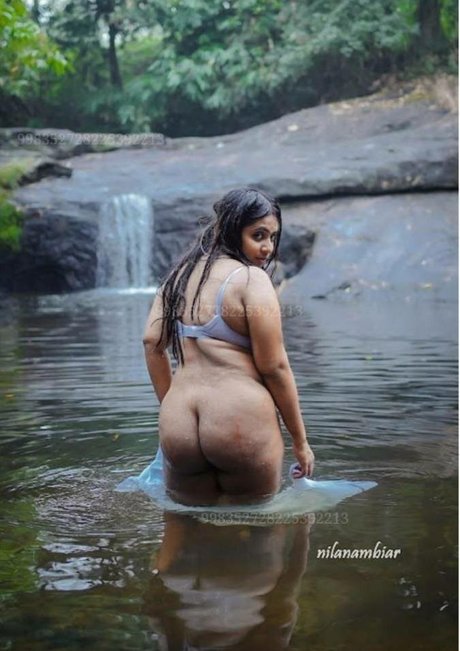 Photo nue de fuite OnlyFans de Nila Nambiar