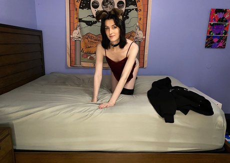 Photo nue de fuite OnlyFans de Anniedro