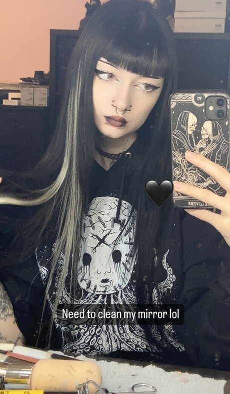 Photo nue de fuite OnlyFans de Creepycassy