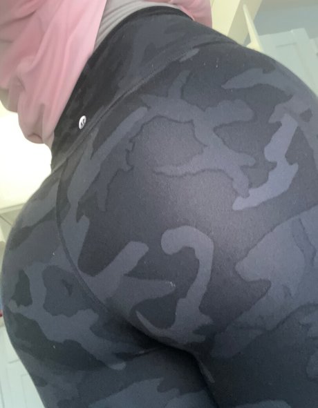 Photo nue de fuite OnlyFans de Lululemonqueen