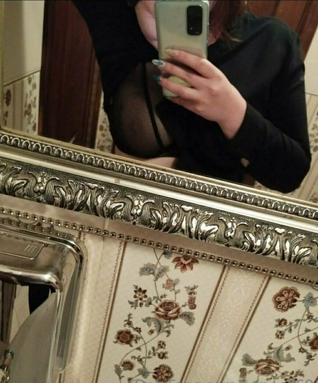 Photo nue de fuite OnlyFans de Naughtyfoxyyy