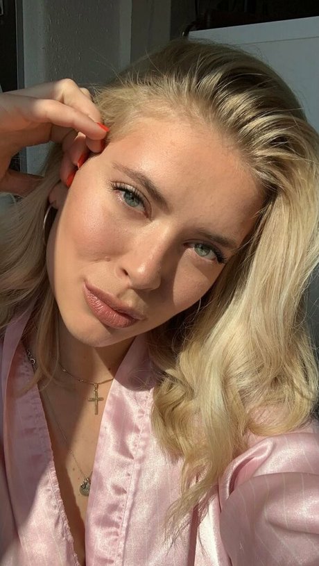 Photo nue de fuite OnlyFans de Lovelylifeoflola
