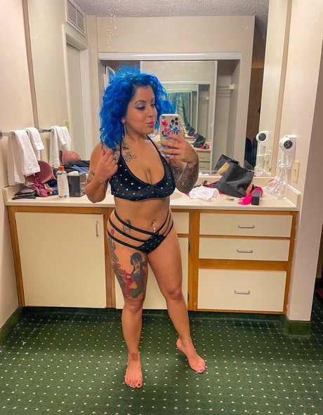Photo nue de fuite OnlyFans de Spanishxbarbiiefree