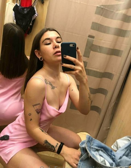 Photo nue de fuite OnlyFans de Isabelaevans