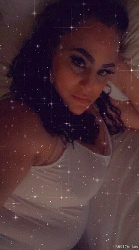 Photo nue de fuite OnlyFans de Missoutlawakaladyk