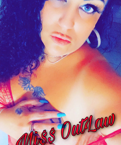 Photo nue de fuite OnlyFans de Missoutlawakaladyk