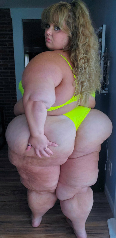Photo nue de fuite OnlyFans de Bubblybooty