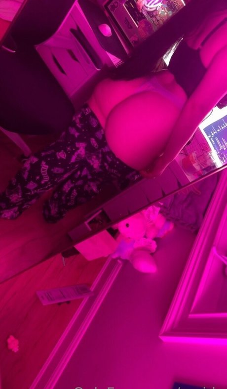 Photo nue de fuite OnlyFans de Rosida