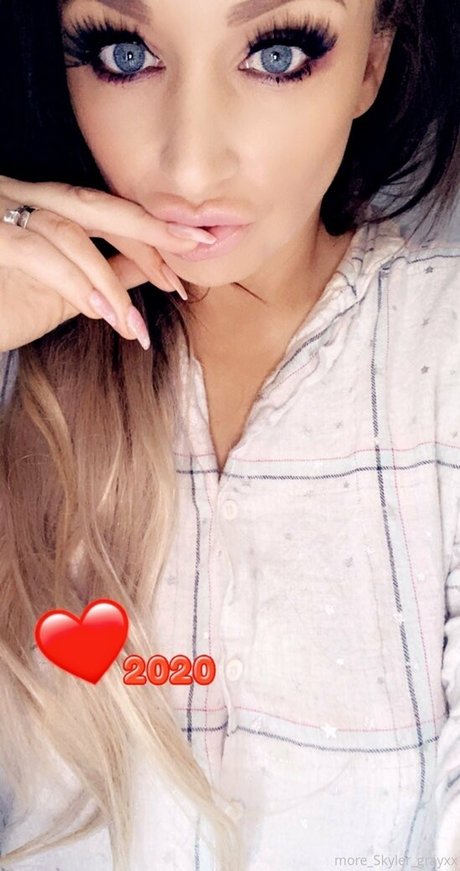 Photo nue de fuite OnlyFans de Hotmumskyler