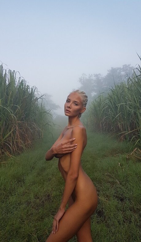 Photo nue de fuite OnlyFans de Yan Mcline