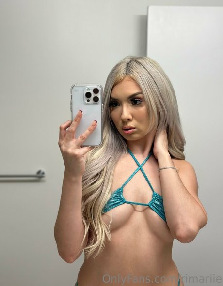 Photo nue de fuite OnlyFans de Rimariie