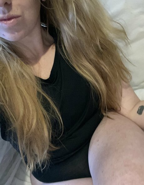 Photo nue de fuite OnlyFans de Curvykgirl