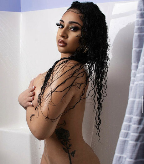 Photo nue de fuite OnlyFans de Indeasha