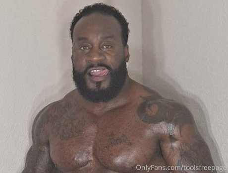 Toolsfreepage Photo nue de fuite OnlyFans de Toolsfreepage #176