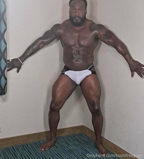 Toolsfreepage Photo nue de fuite OnlyFans de Toolsfreepage #185