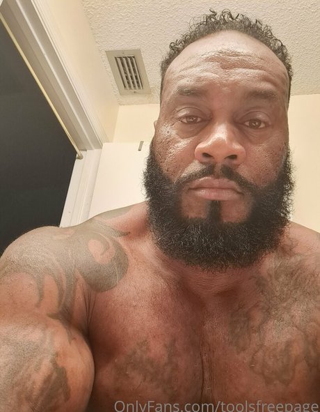 Toolsfreepage Photo nue de fuite OnlyFans de Toolsfreepage #297
