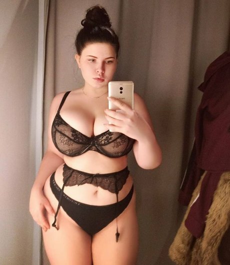 Photo nue de fuite OnlyFans de Anna Bernadi