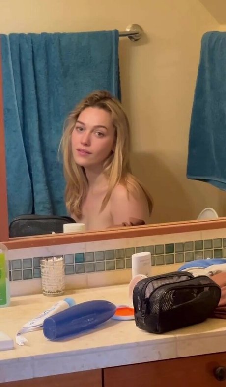 Photo nue de fuite OnlyFans de Victoria Pedretti