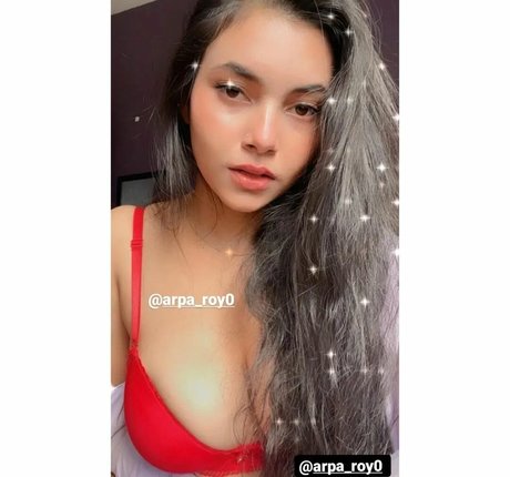 Photo nue de fuite OnlyFans de Arpa Roy